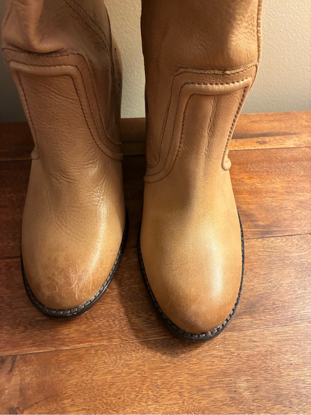 Fossil Tall Leather Boots - Picture 5 of 9